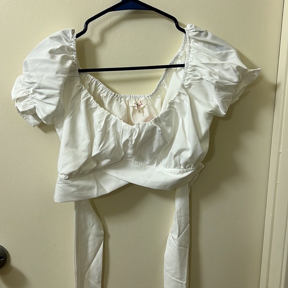 White Bow Tie Blouse - Picture 5 of 6